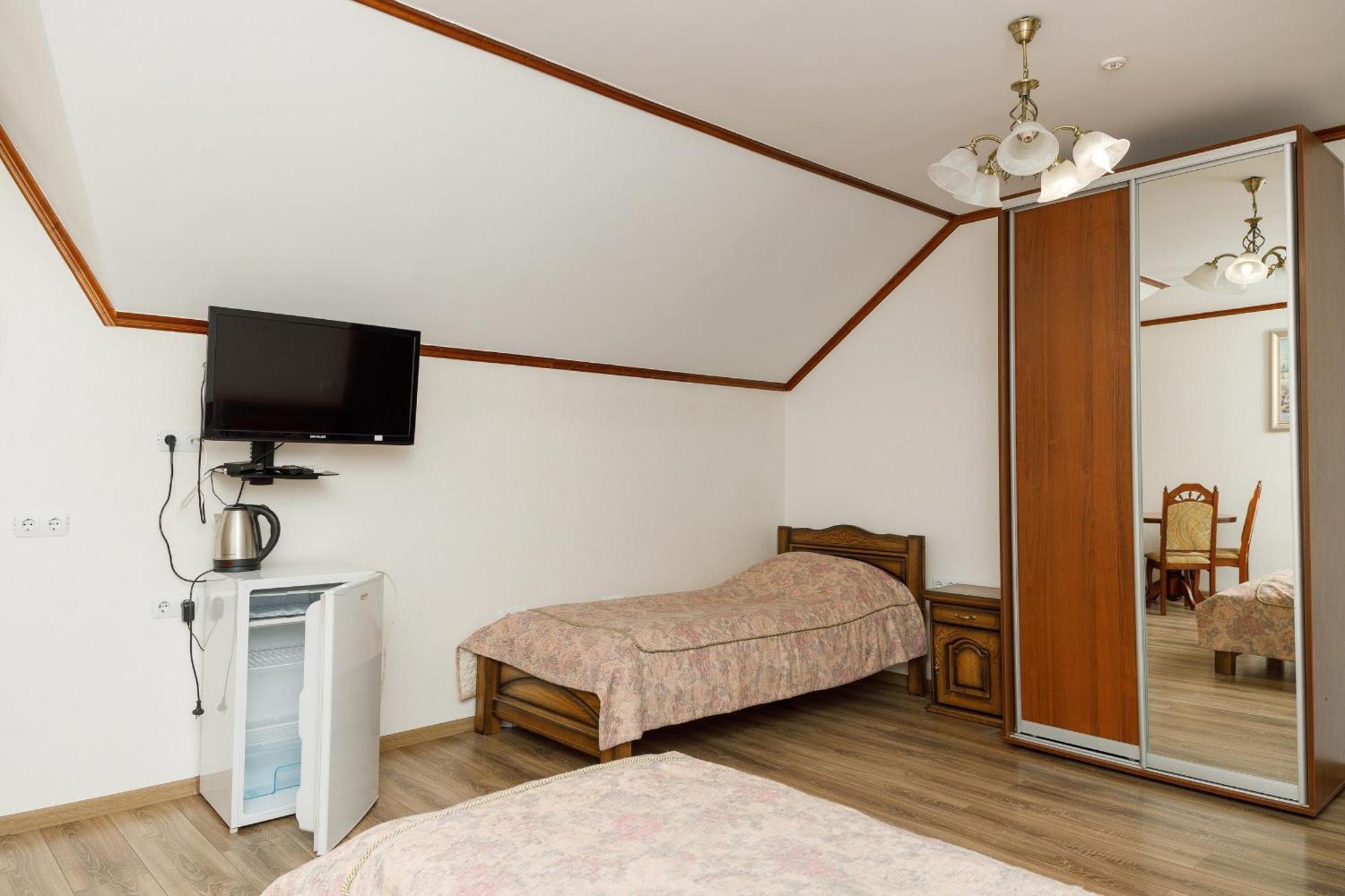 Gostyniy Dvir Synevir Hotel Hồ Hồ Synevyr Ngoại thất bức ảnh