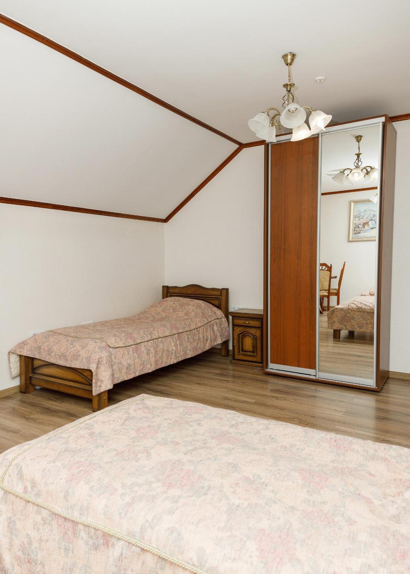 Gostyniy Dvir Synevir Hotel Hồ Hồ Synevyr Ngoại thất bức ảnh